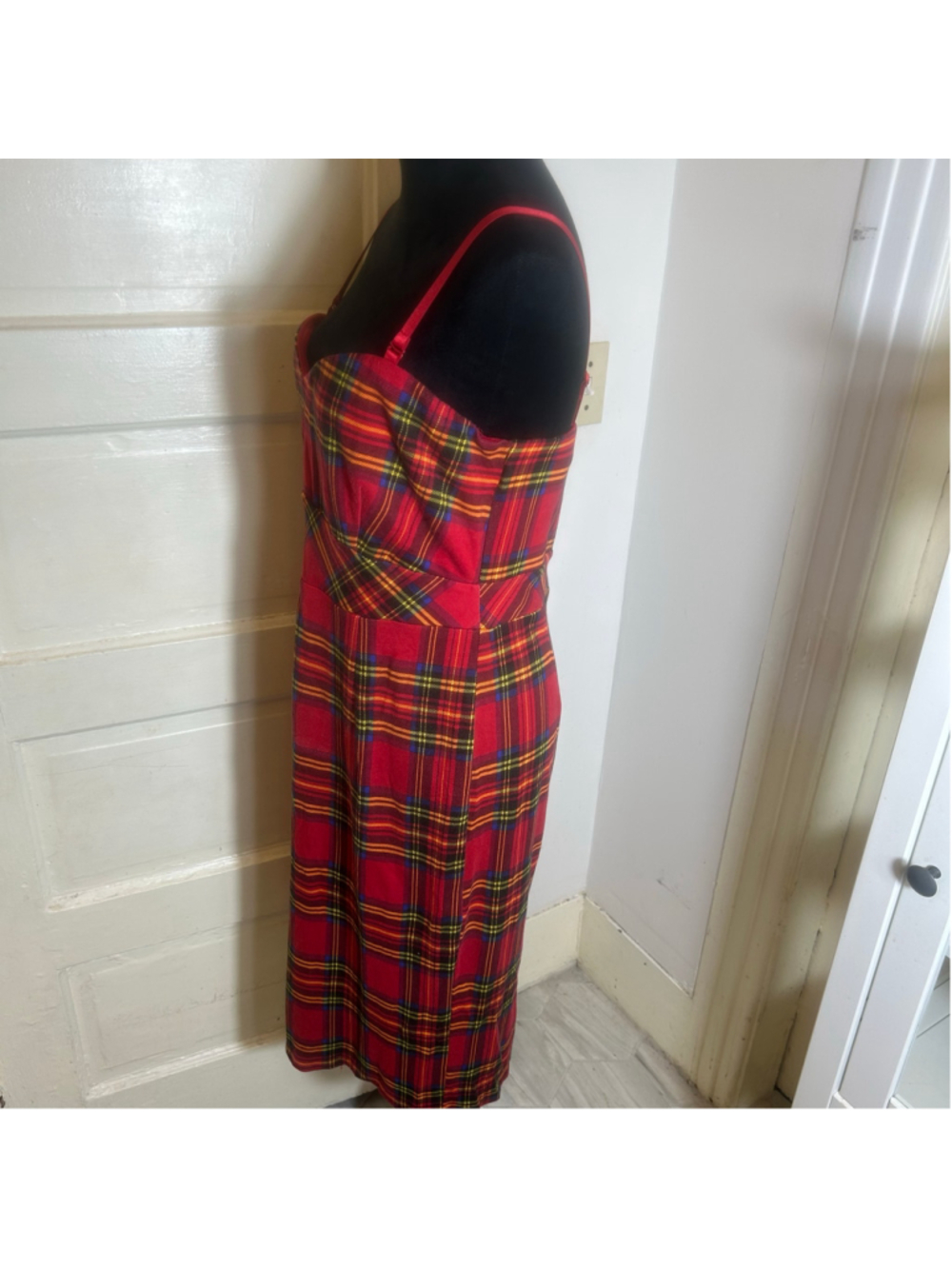 Women's Torrid x Betsey Johnson Plaid Midi Dress, Size 12, Grunge Streetwear - Picture 3 of 9